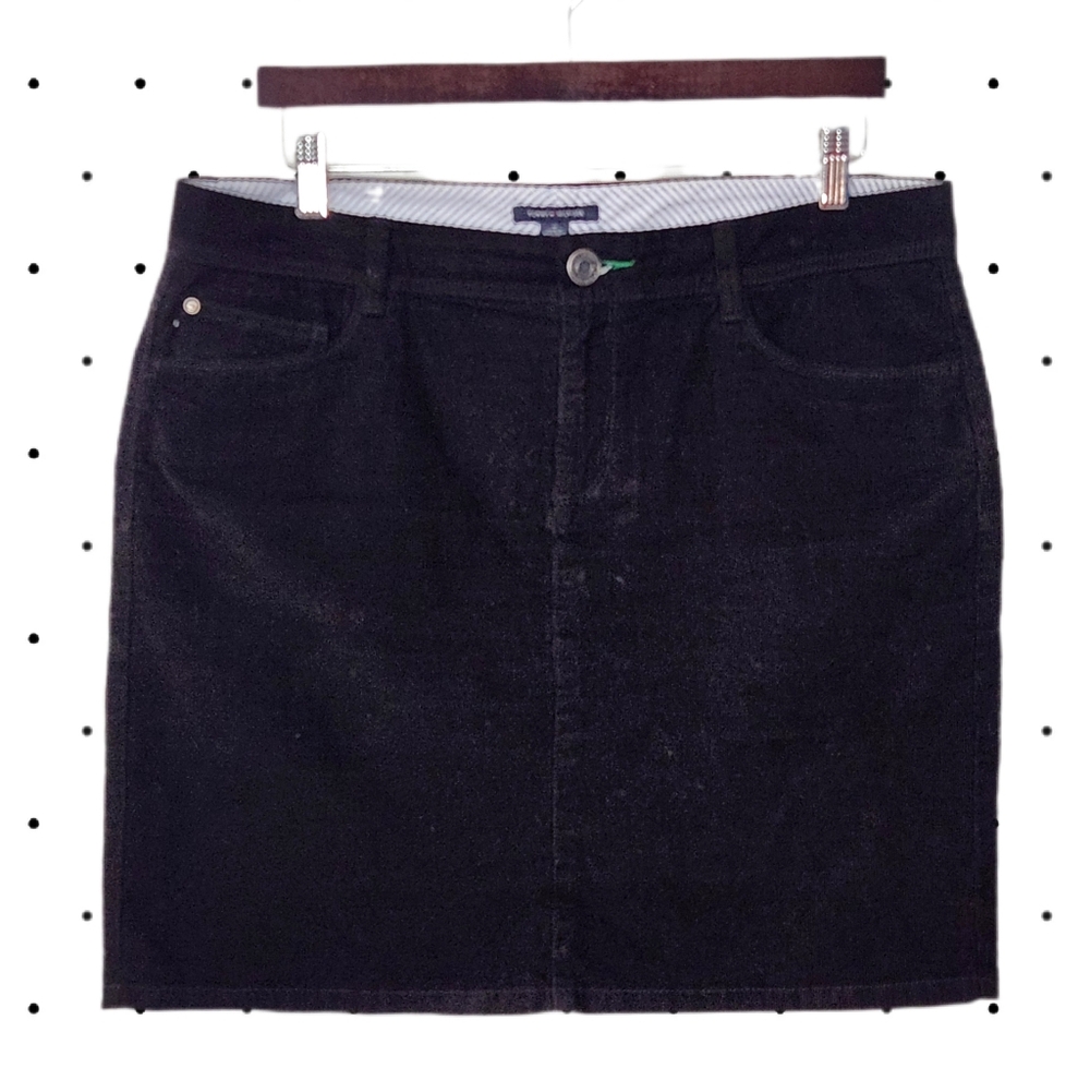 Tommy Hilfiger Black corduroy mini skirt (12)